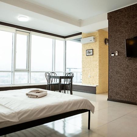 Doba In Ua Baku Bandery Apartments Dnjepropetovsk Buitenkant foto