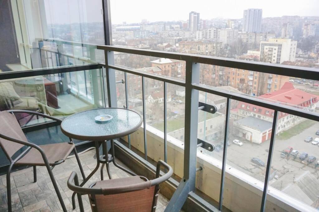 Doba In Ua Baku Bandery Apartments Dnjepropetovsk Buitenkant foto