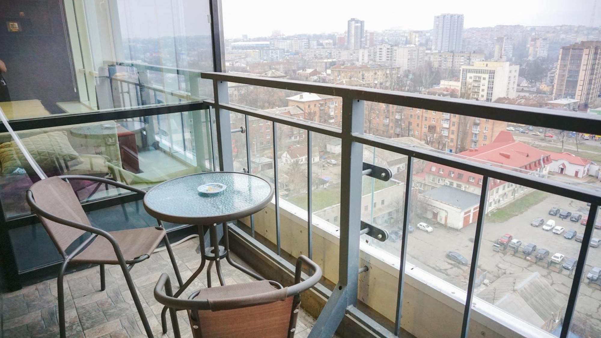 Doba In Ua Baku Bandery Apartments Dnjepropetovsk Buitenkant foto